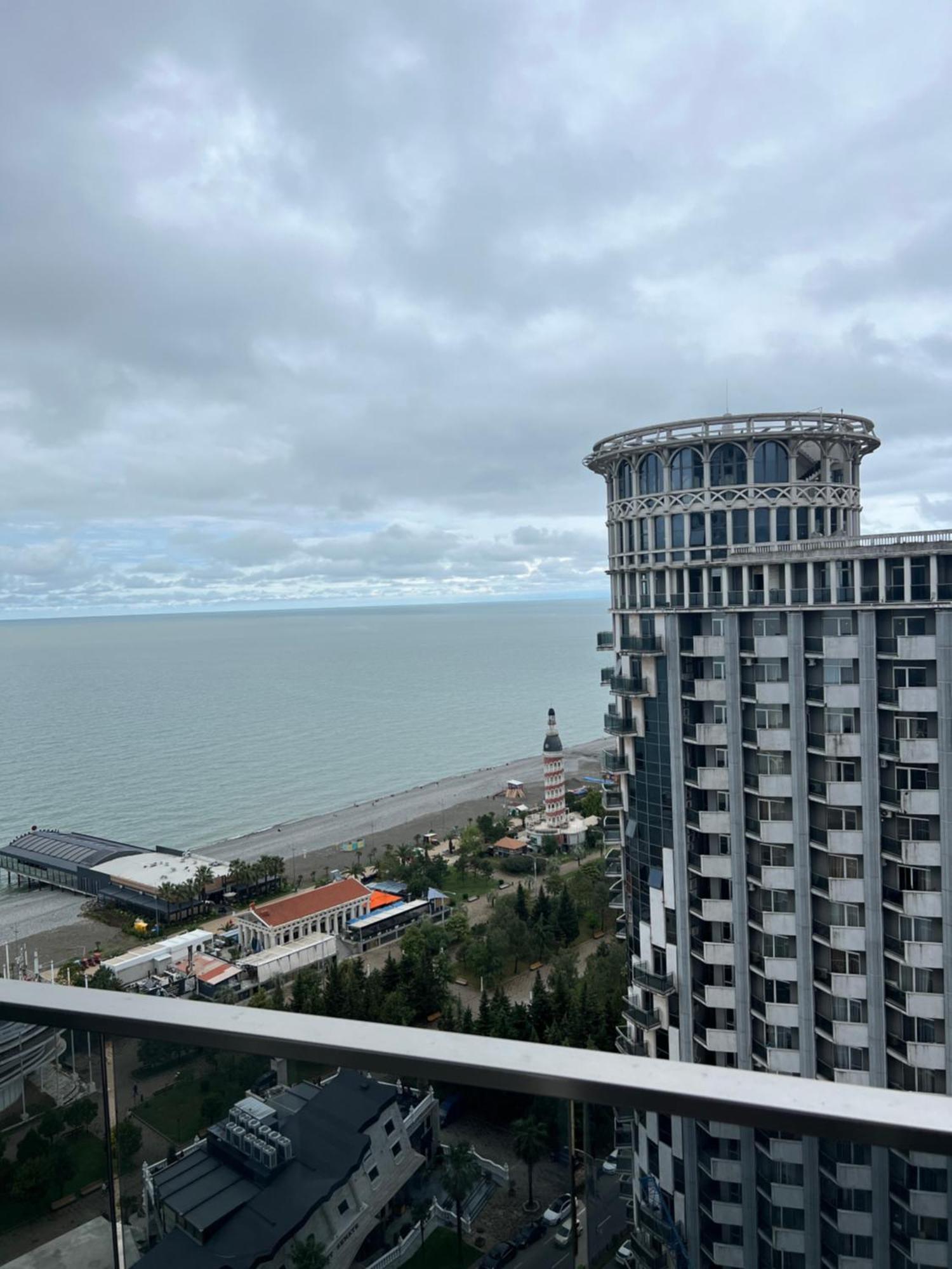 Appartement Orbi Sea Towers Batoumi Extérieur photo